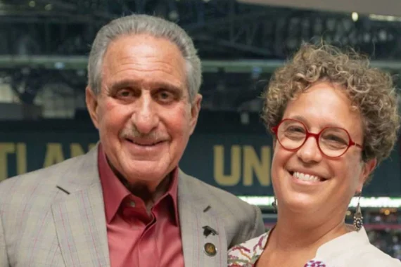 Blank Foundation Founder and President Discuss Family Philanthropy